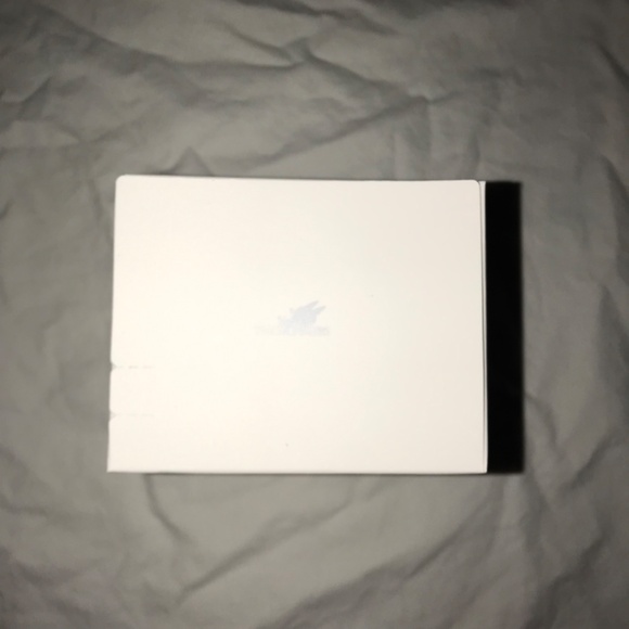 NEW SEALED LOVE Labubu V3 Big Into Energy Authentic Plush Pendant Red Pink - Picture 2 of 3